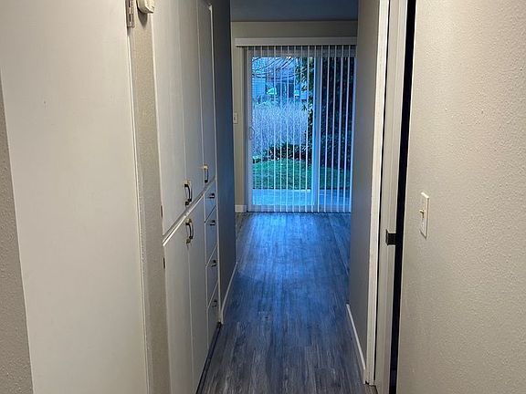4th image of 12413 Bridgeport Way SW APT 9