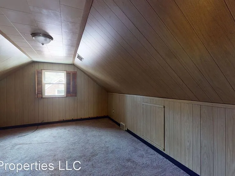 149 Parkwood Rd — Photo 17