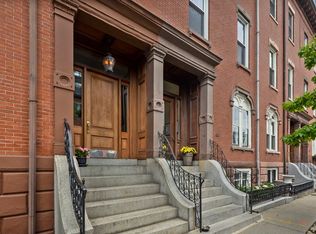 35 High St APT 1, Charlestown, MA 02129