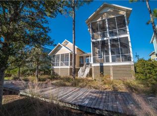 104 Goldfish Ct, Port Saint Joe, FL 32456