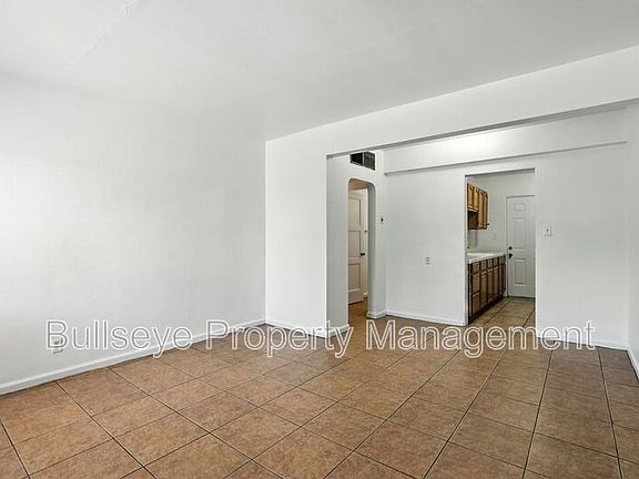 3rd image of 303 W Highland Ave #3