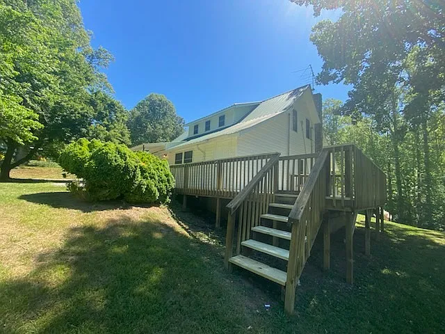 328 Falls Rd — Photo 27