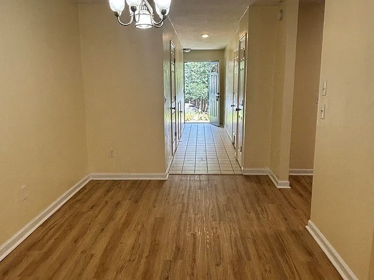 552 Teal Ln — Photo 10