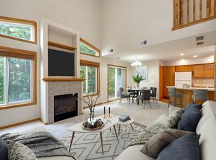 1204 Prairie View Trl, Farmington, MN 55024