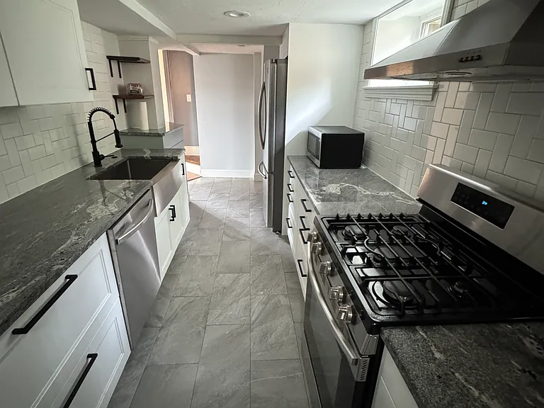 111 Westminster Rd — Photo 10
