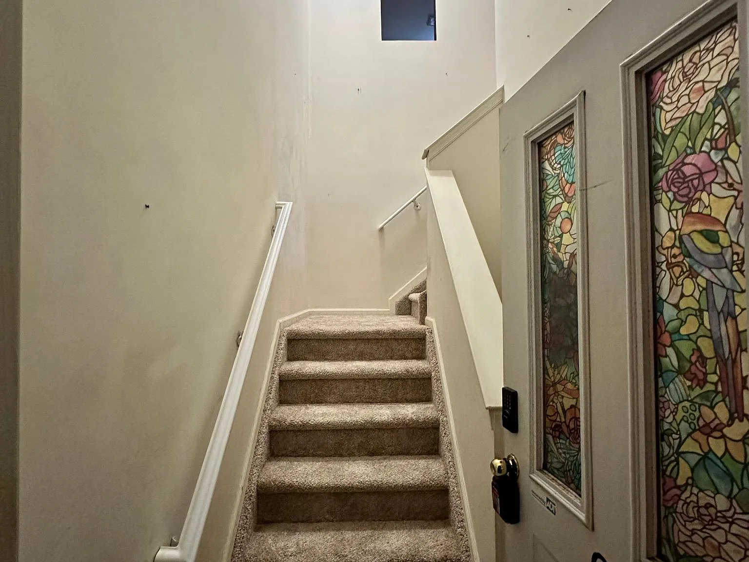 2 bed, 1200 sqft, $2,700 — Photo 2