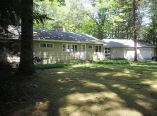 8 Ridgewood Dr, Bow, NH 03304