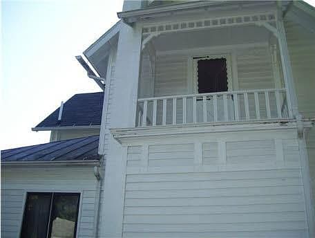 3rd image of 26 Harpending Ave