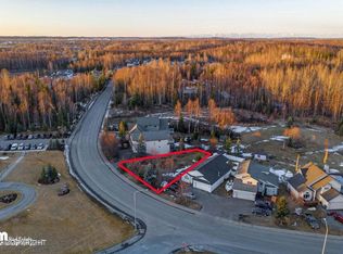 2527 Wesleyan Dr, Anchorage, AK 99508