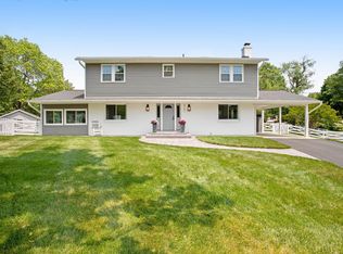 5101 Redwing Dr, Alexandria, VA 22312