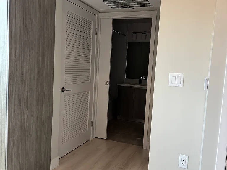 The Vivant Apartments — Photo 40