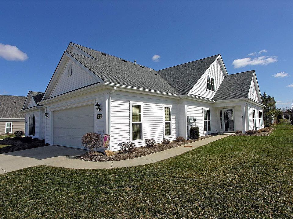 1st image of 469 Winward Ln #99