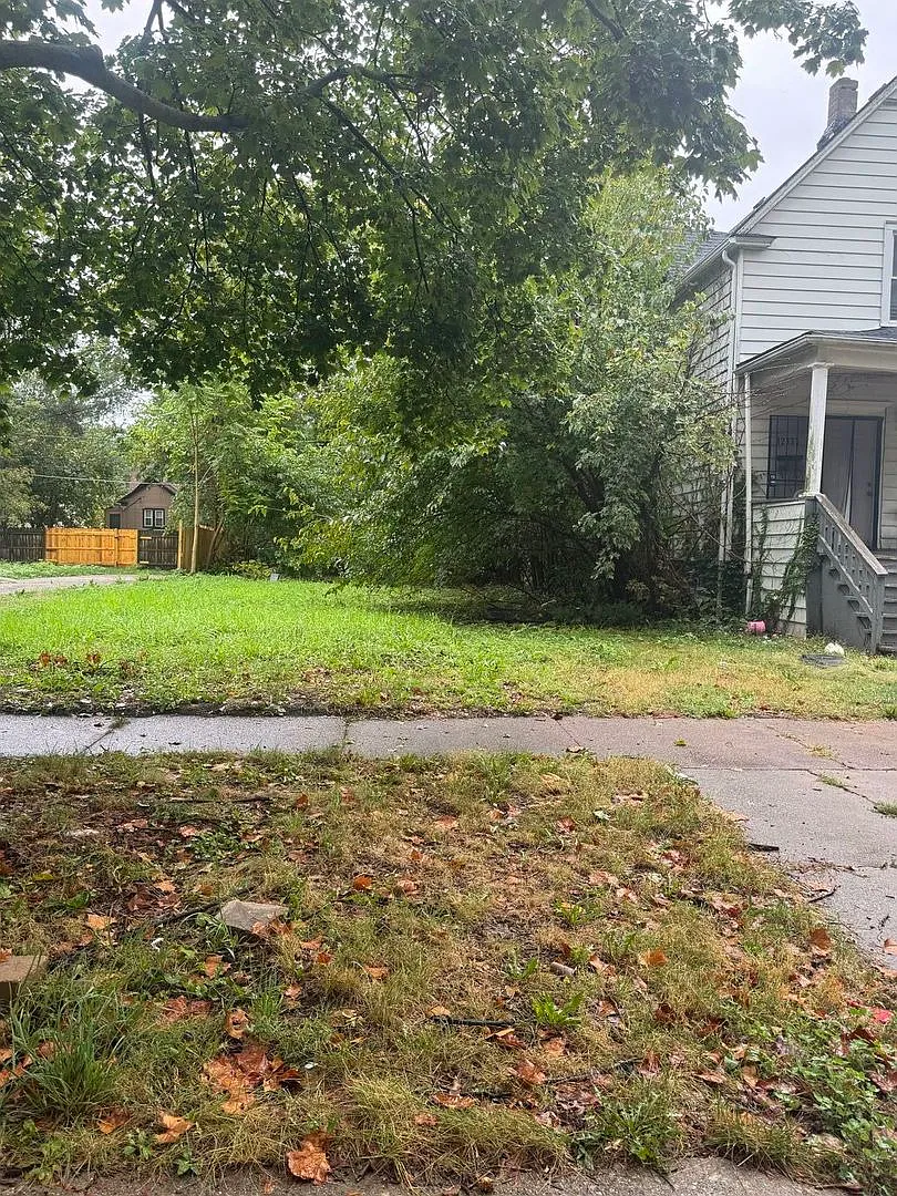 12129 S Parnell Ave photo 1