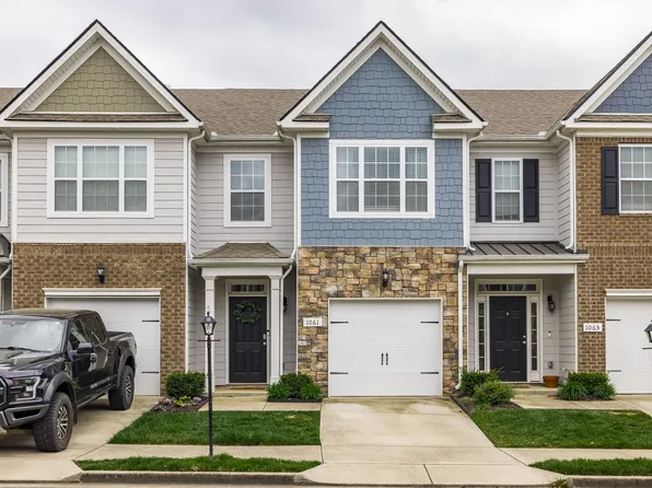 1061 Enclave Ave, Pleasant View, TN 37146