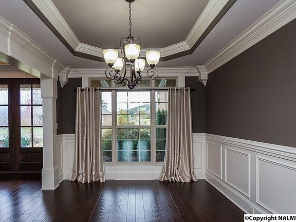 5th image of 10 Hadley Hill Ln