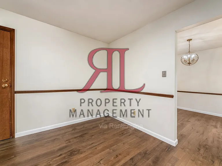 1627 Keats Ct — Photo 13