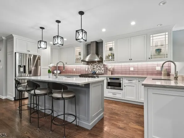 234 Norwich Ct, Madison Boro, NJ 07940