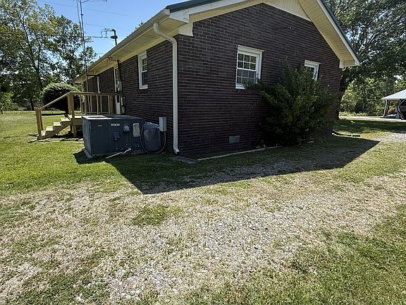 5th image of 2119 Stevens Dr