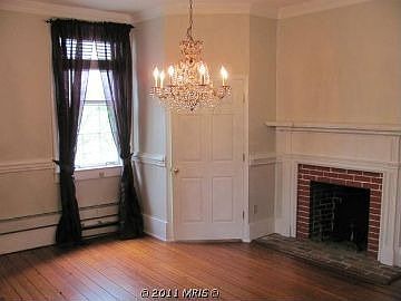 3rd image of 306 Amelia St