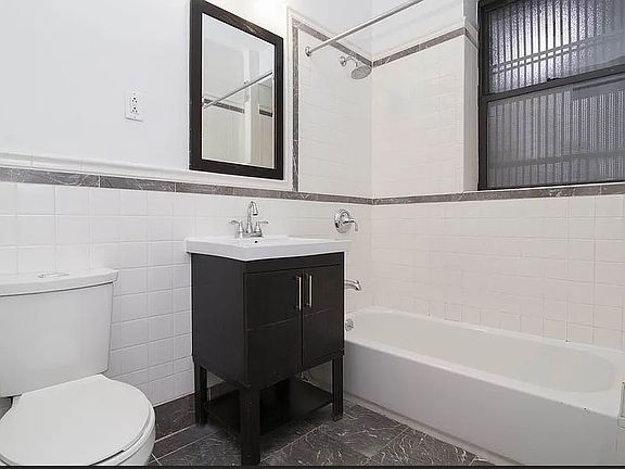 5th image of 220 Wadsworth Ave APT 104
