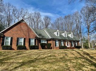 111 Ridgewood Ln, State Road, NC 28676