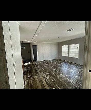 3rd image of 9433 Paradise Dr