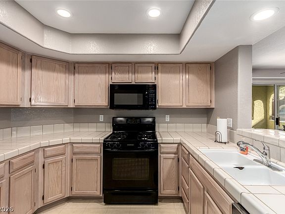 2nd image of 7950 W Flamingo Rd Unit 1092