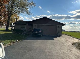 3915 Apache Trl, Jamestown, OH 45335