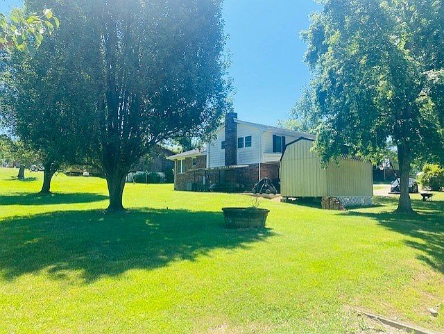 2nd image of 110 Townsend Dr