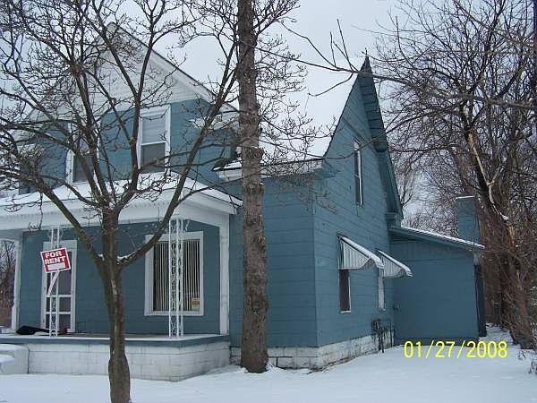 1st image of 102 W Howard St