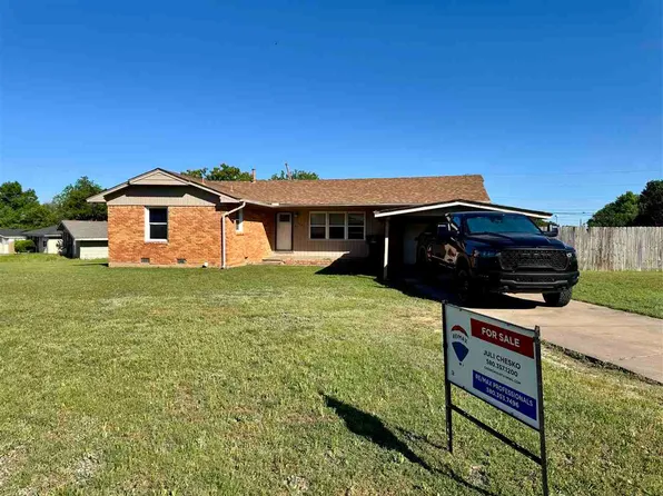 1607 NW 45th St, Lawton, OK 73505