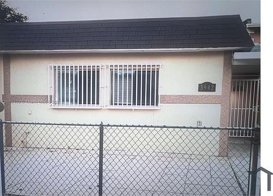 2nd image of 3942 NW 207th St