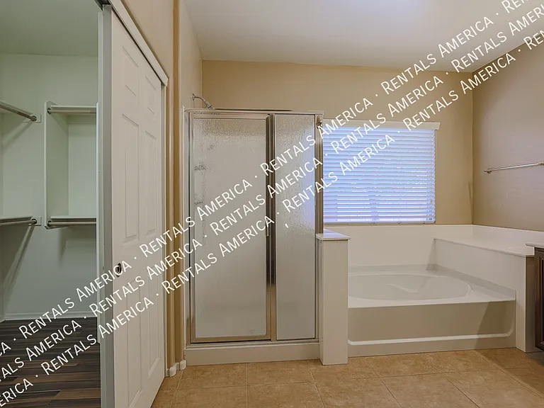 2954 E Coconino Dr — Photo 22