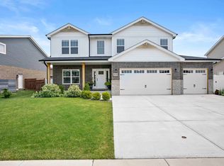 409 Locust Ln, Peotone, IL 60468