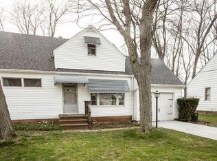 1800 Karen Dr, Cleveland, OH 44117