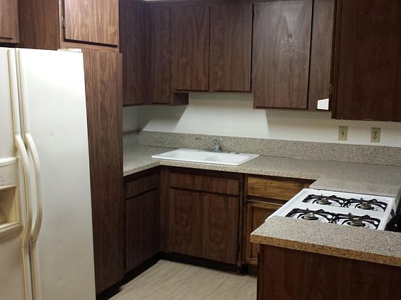 4th image of 6868 Laurel Canyon Blvd APT 3
