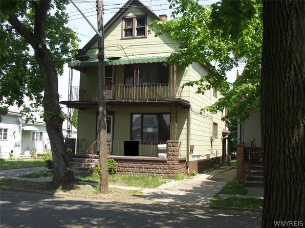 35 Weiss St, Buffalo, NY 14206