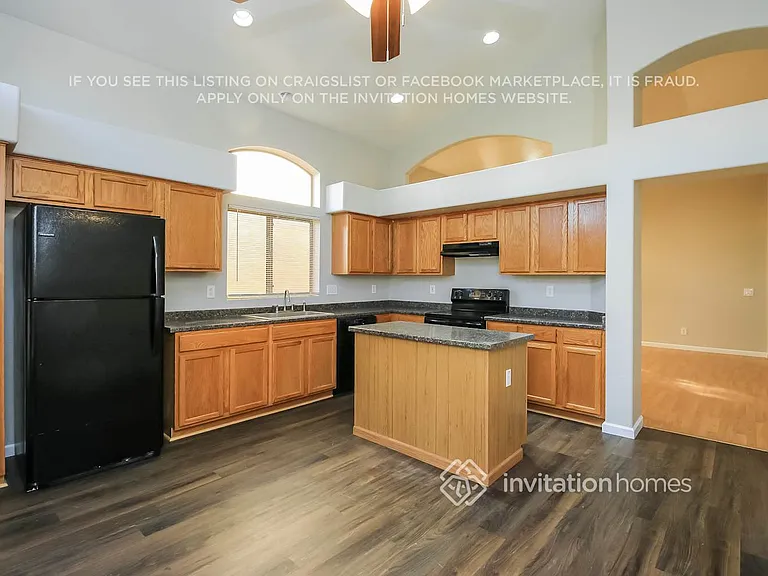 10034 E Carmel Ave — Photo 6