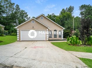 165 Gingercake Ct, Fayetteville, GA 30214