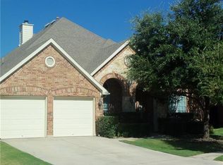 9817 Lacey Ln, Fort Worth, TX 76244