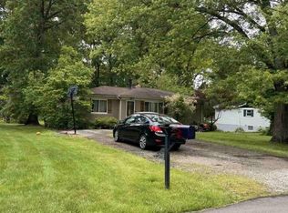 1037 Terrydel Ln, Cincinnati, OH 45245