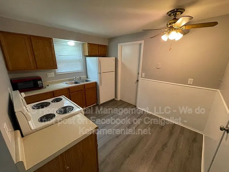 2214 NE 77th St — Photo 5