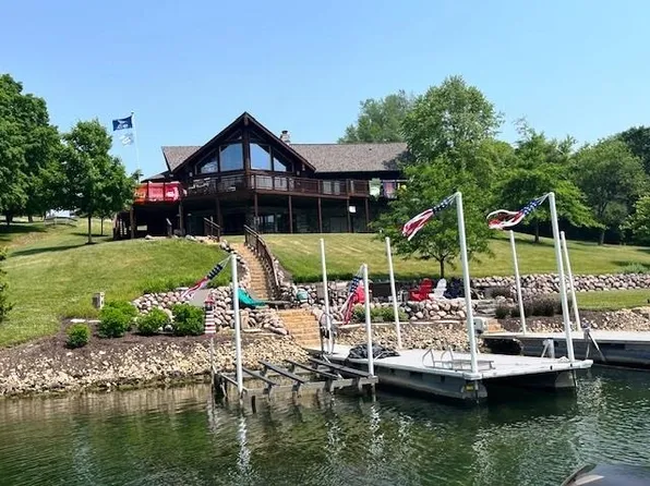 25-56 Cottage Hill Dr, Lanark, IL 61046