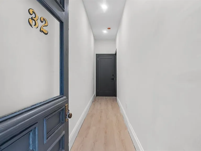 32 Storms Ave #B — Photo 24