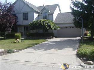 6912 Blackhawk Ct, Dublin, OH 43017