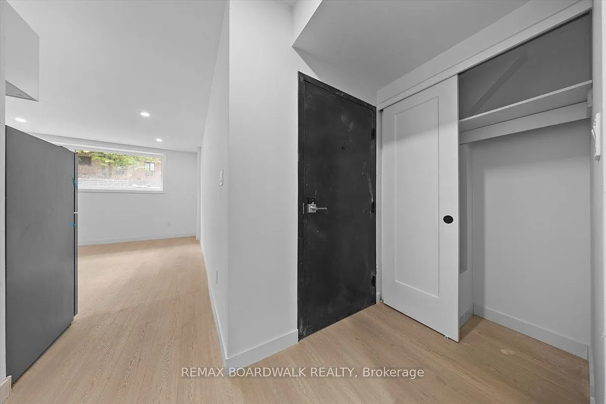 3 bed, $2,500 — Photo 4
