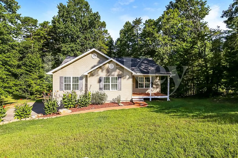 294 Cedar Springs Ln
