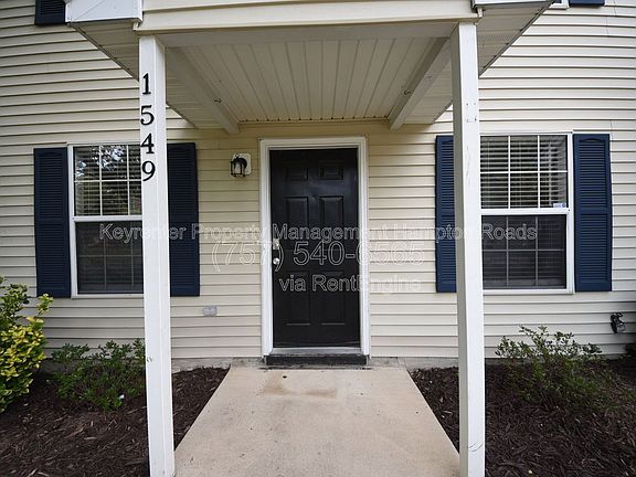 4th image of 1549 River Creek Cres