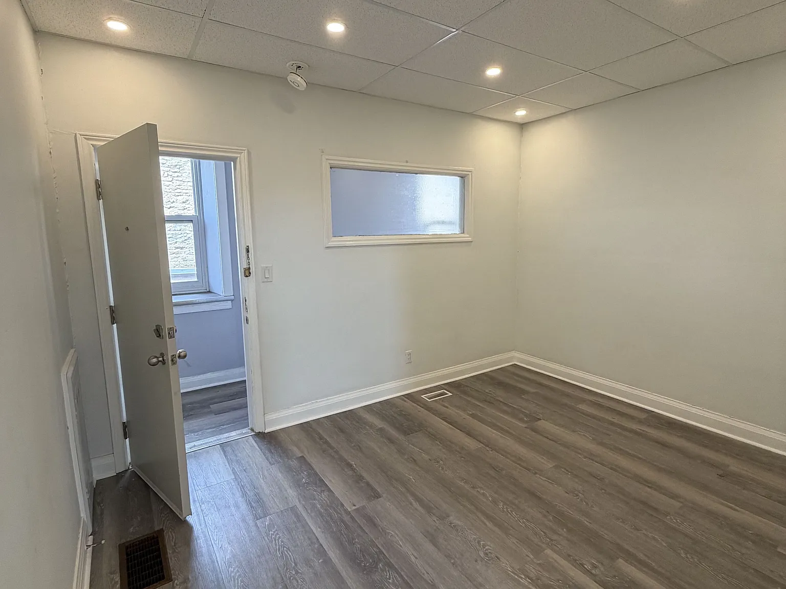 1 bed, $1,850 — Photo 3
