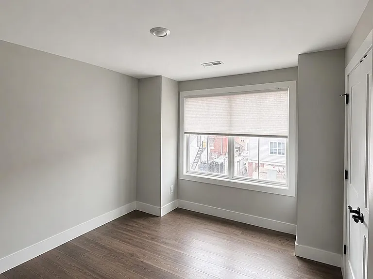 23 Tanner St #A3 — Photo 10